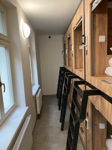 פראג Capsule Hostel Andel Centre Spirit מראה חיצוני תמונה